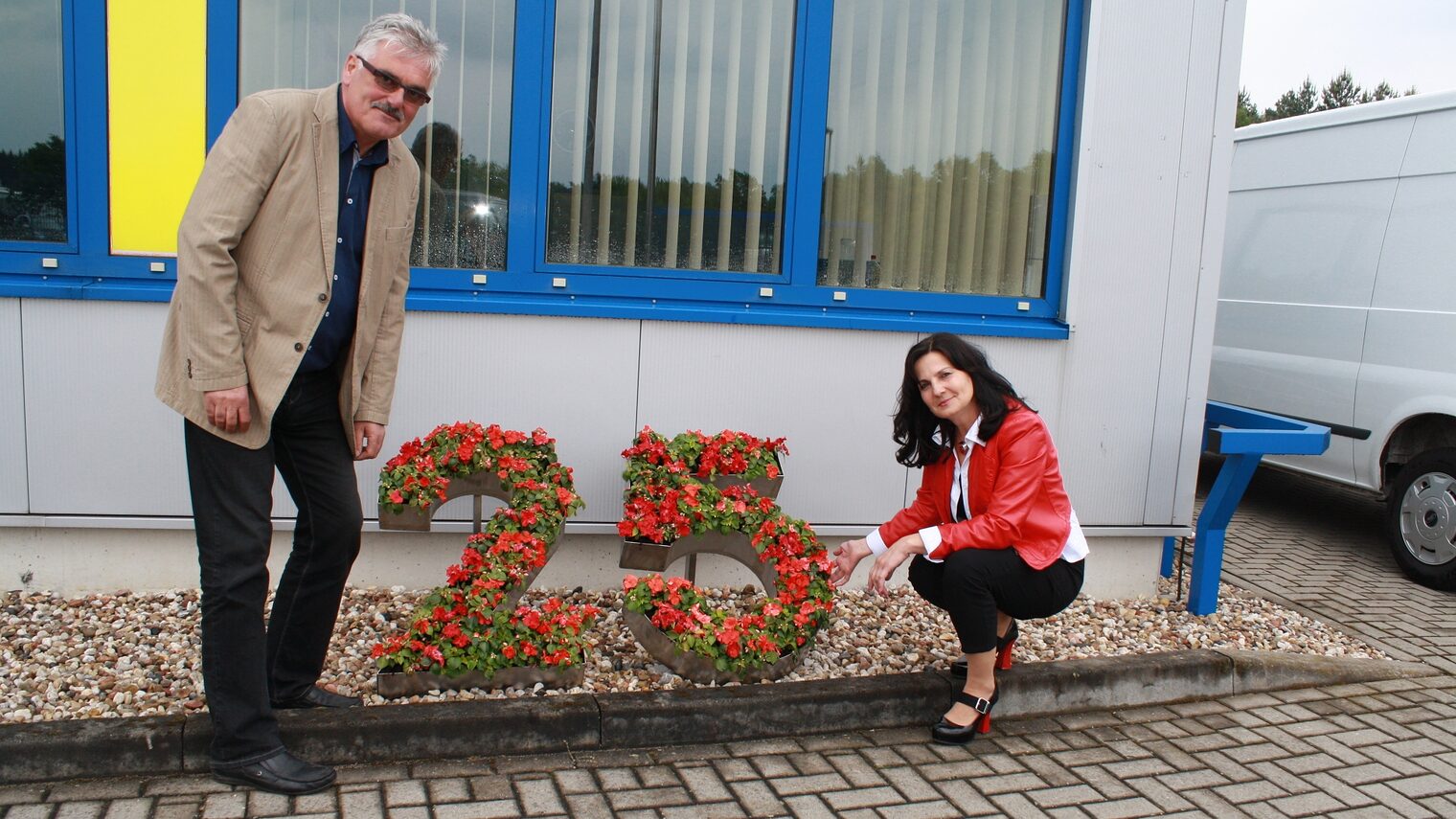 In voller Blüte: Zum 25. Betriebsjubiläum haben Veronika und Rüdiger Kotlarek einiges auf die Beine gestellt.