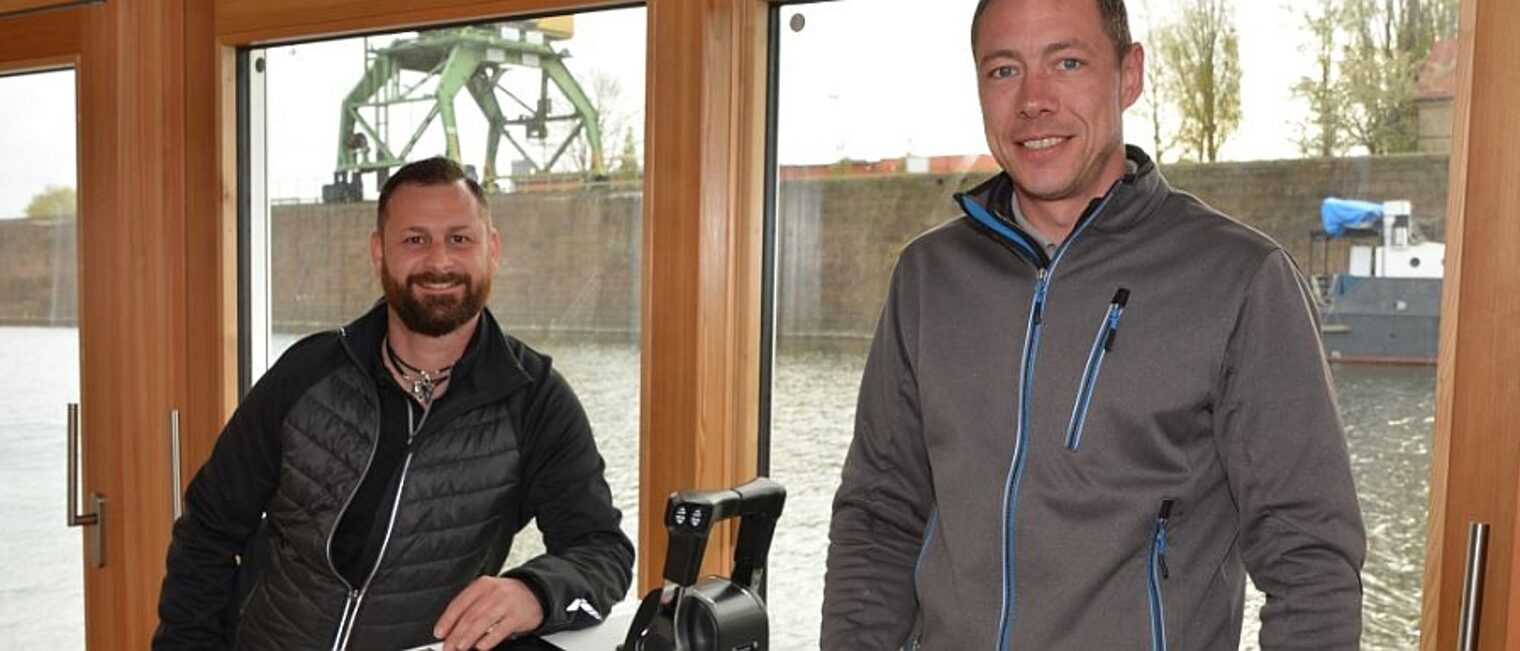 Bootsbauer mit Ideen: Andre Becker (l.) und Robert Naumann aus Magdeburg.